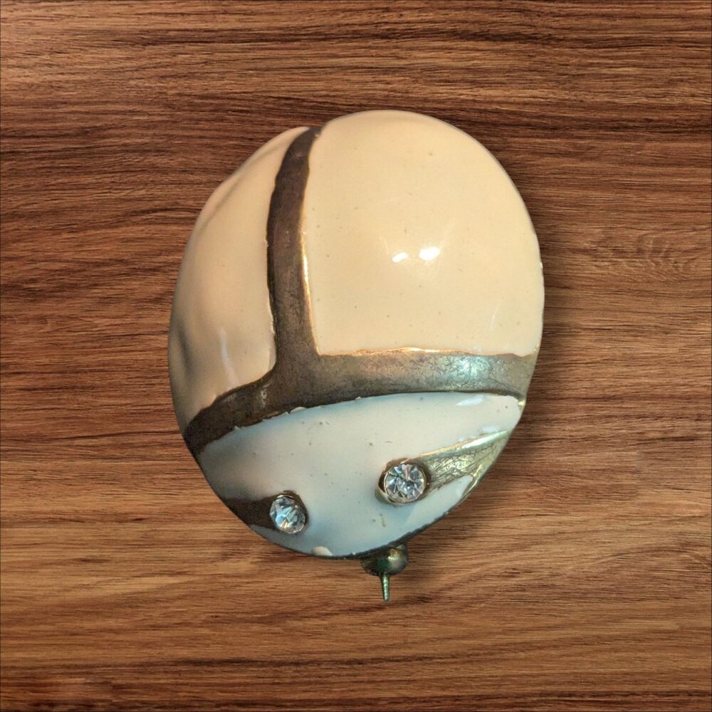 White & Gold Vintage Ladybug Enamel Brooch With Rhinestone Eyes Retro Costume Je